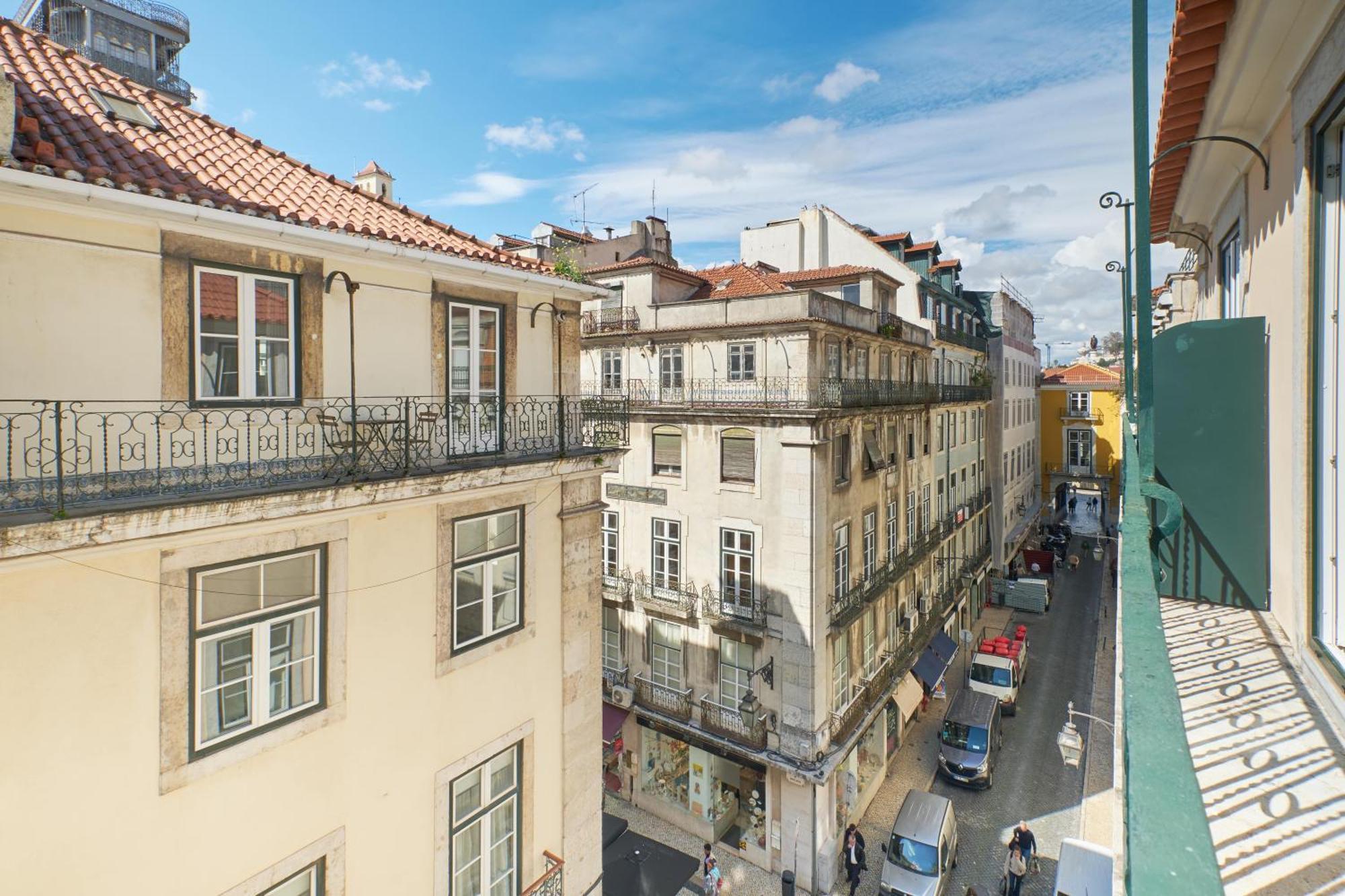 Апартаменти Ando Living - Santa Justa 79 House Лісабон Екстер'єр фото