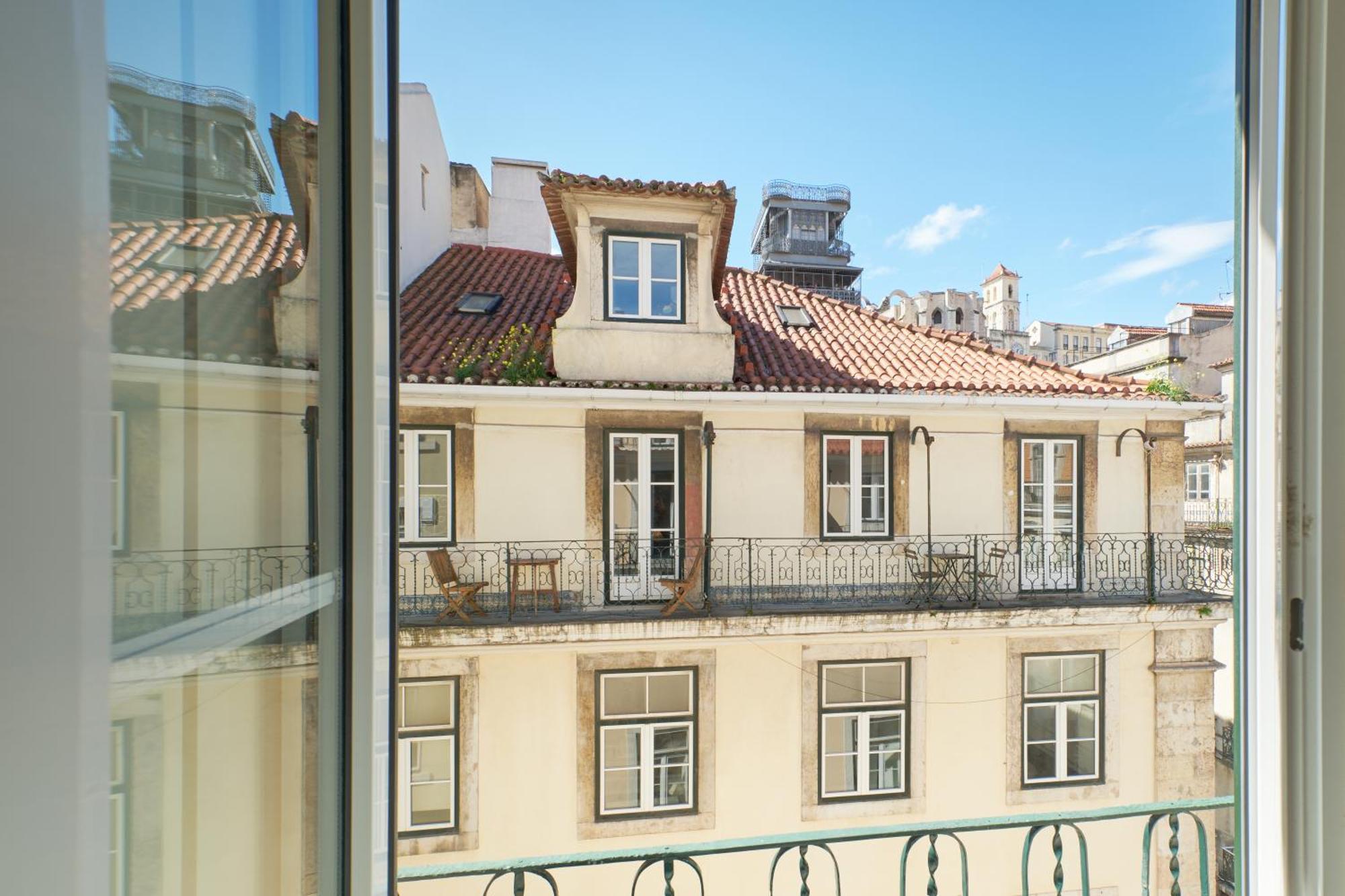 Апартаменти Ando Living - Santa Justa 79 House Лісабон Екстер'єр фото