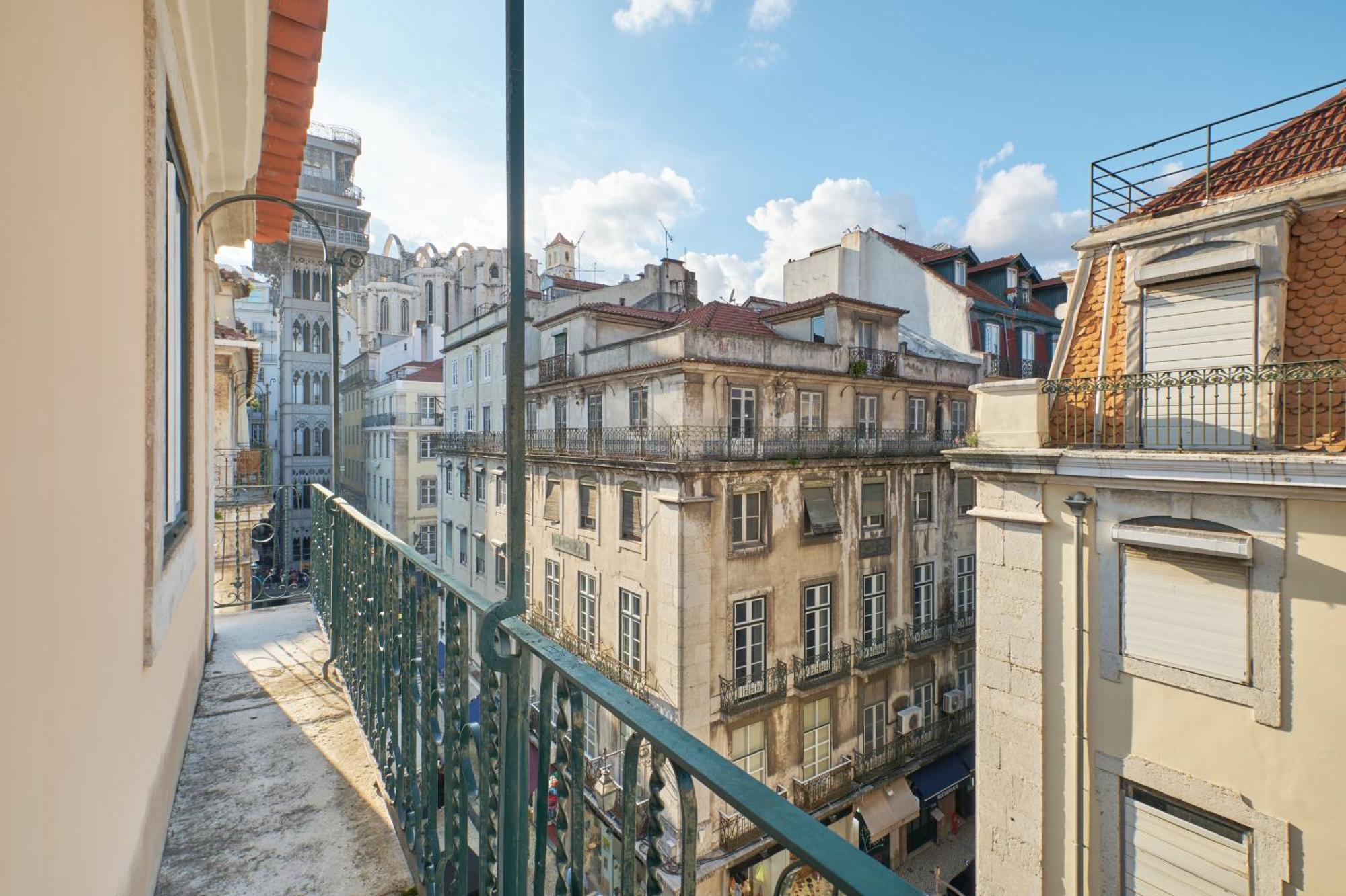 Апартаменти Ando Living - Santa Justa 79 House Лісабон Екстер'єр фото